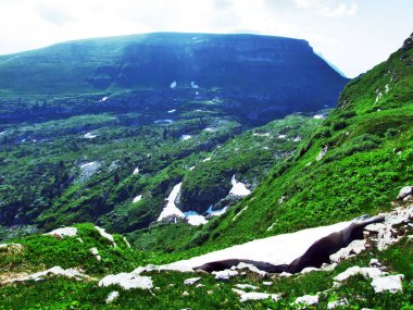 Dağ tepe Gamserrugg Churfirsten Sıradağları arasında Toggenburg bölge ve göl Walensee - Canton St. Gallen, İsviçre