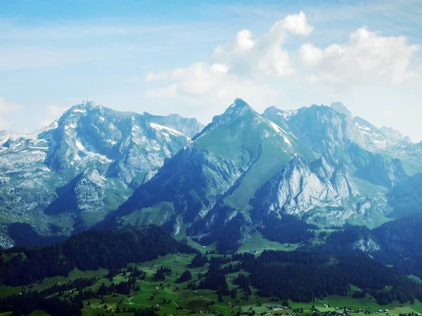 Гірський Хребет Alpstein Кантону Санкт Галлен Швейцарія — стокове фото