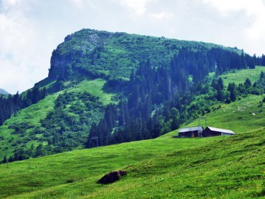Dağ tepe Chserrugg Churfirsten Sıradağları arasında Toggenburg bölge ve göl Walensee - Canton St. Gallen, İsviçre