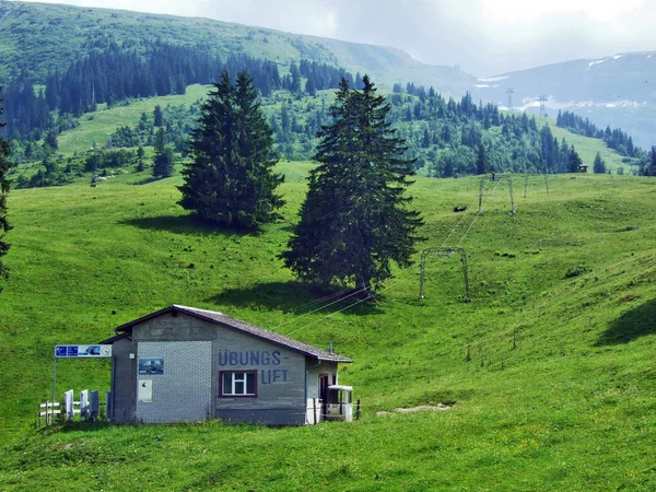 Gondelbahn Espel Stfeli Chserrugg Unterwasser ザンクトガレン スイスのカントン — ストック写真