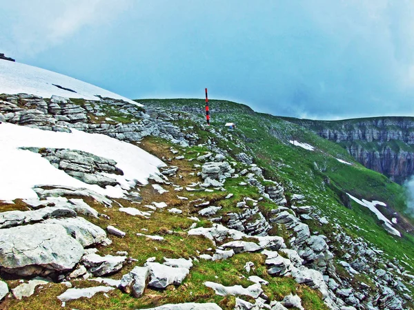 Hinderrugg Κορυφής Των Άλπεων Στην Οροσειρά Churfirsten Μεταξύ Της Toggenburg — Φωτογραφία Αρχείου