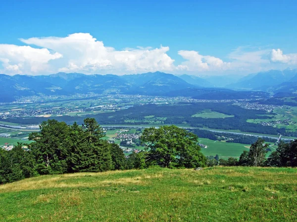 Alpstein 구획의 세인트 스위스에서 골짜기 Rheintal — 스톡 사진