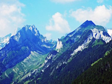 Peyzaj ve çevre Alpstein Sıradağları ve Appenzellerland bölge - Appenzell Innerrhoden Canton, İsviçre