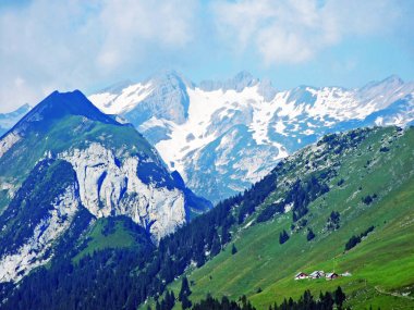 Peyzaj ve çevre Alpstein Sıradağları ve Appenzellerland bölge - Appenzell Innerrhoden Canton, İsviçre
