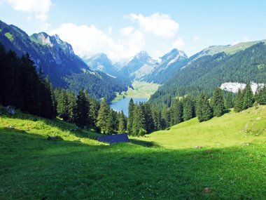 Peyzaj ve çevre Alpstein Sıradağları ve Appenzellerland bölge - Appenzell Innerrhoden Canton, İsviçre
