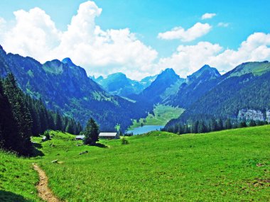 Peyzaj ve çevre Alpstein Sıradağları ve Appenzellerland bölge - Appenzell Innerrhoden Canton, İsviçre