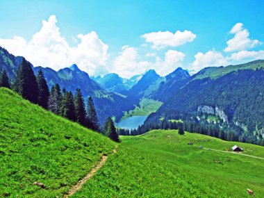 Peyzaj ve çevre Alpstein Sıradağları ve Appenzellerland bölge - Appenzell Innerrhoden Canton, İsviçre