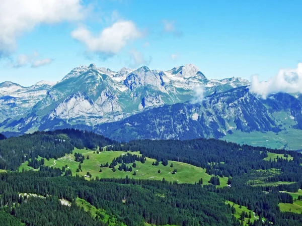 Dağ Alpstein - Canton St. Gallen, İsviçre