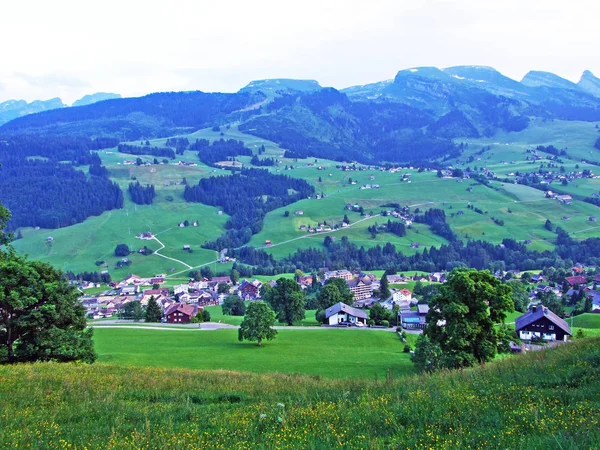 Wildhaus Település Folyó Thur Valley Gallen Kanton Svájc — Stock Fotó