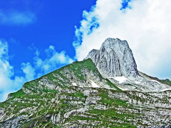 Альпійським Піком Альтман Гірський Хребет Alpstein Кантони Санкт Галлен Аппенцелль — стокове фото
