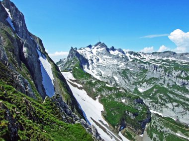 Güzel dağ tepe, Santis Alpstein dağ silsilesi - Appenzell Innerrhoden Canton, İsviçre