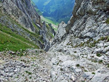 Taşlar ve kayalar Alpstein dağ silsilesi - St. Gallen Kanton ve Appenzell Innerrhoden, İsviçre