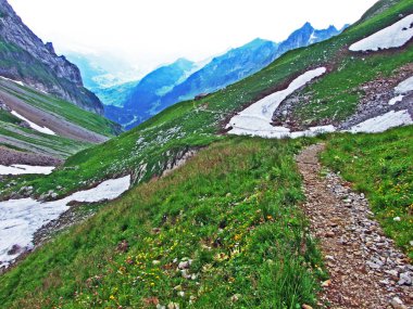 Taşlar ve kayalar Alpstein dağ silsilesi - St. Gallen Kanton ve Appenzell Innerrhoden, İsviçre
