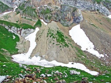Taşlar ve kayalar Alpstein dağ silsilesi - St. Gallen Kanton ve Appenzell Innerrhoden, İsviçre
