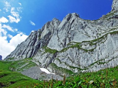 Fhlentrm Alpstein dağ silsilesi - Appenzell Innerrhoden Canton, İsviçre, dikenli Dağ doruklarına