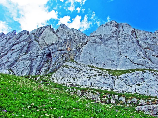 Fhlentrm Alpstein Dağ Silsilesi Appenzell Innerrhoden Canton Sviçre Dikenli Dağ — Stok fotoğraf