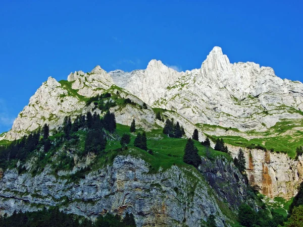 Alpejskie Krajobrazy Skaliste Szczyty Pasma Górskiego Alpstein Kantony Gallen Appenzell — Zdjęcie stockowe