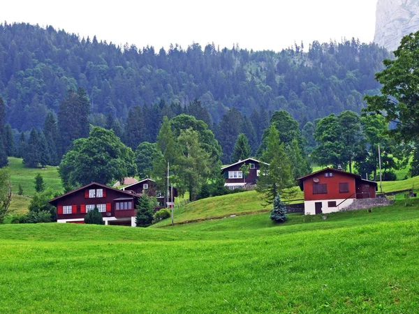 Tradisjonell Bygdearkitektur Husdyrgårder Skråningene Alpstein Fjellkjede Thur Dalen Canton Gallen – stockfoto