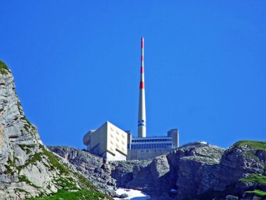 Santis das Hotel veya otel Santis ve Santisgipfel Panorama Restoran - kantonları Appenzell ve St. Gallen, İsviçre
