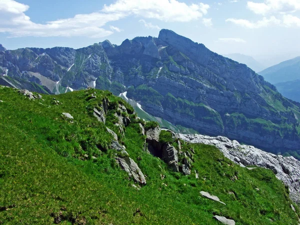 Alpejskie Krajobrazy Skaliste Szczyty Pasma Górskiego Alpstein Kantony Gallen Appenzell — Zdjęcie stockowe