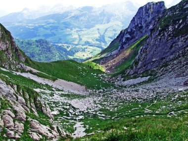 Taşlar ve kayalar Alpstein dağ silsilesi - St. Gallen Kanton ve Appenzell Innerrhoden, İsviçre