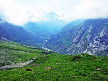 Maderanertal alp Vadisi-Uri Kantonu, Isviçre