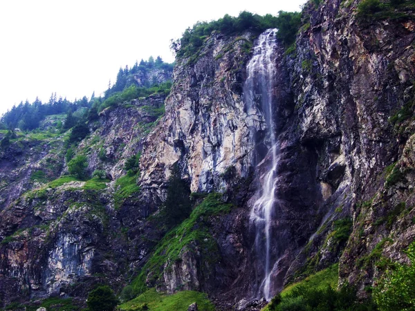 Водоспад Сіденспадпад Або Васспадіння Сіденспадіння Струмок Шріцбах Альпійської Долині Магеранерталь — стокове фото