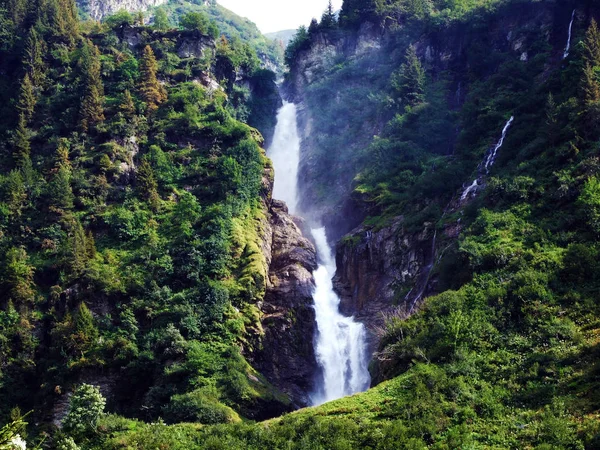 Cachoeira Stauber Wasserfall Stuber Córrego Brunnibach Vale Alpino Maderanertal Cantão — Fotografia de Stock