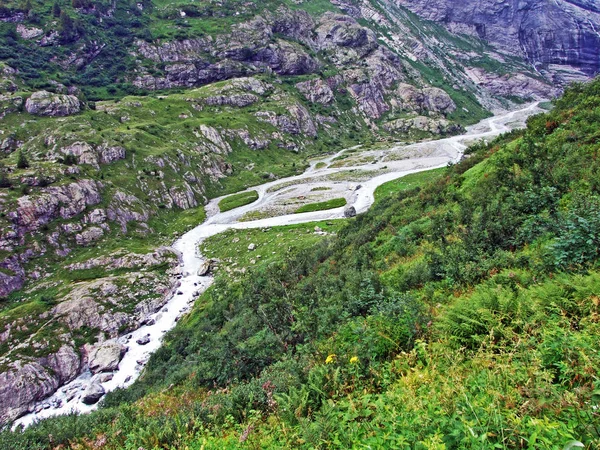 Griessboden Vale Alpino Maderanertal Parte Superior Fluxo Córrego Charstelenbach Cantão — Fotografia de Stock