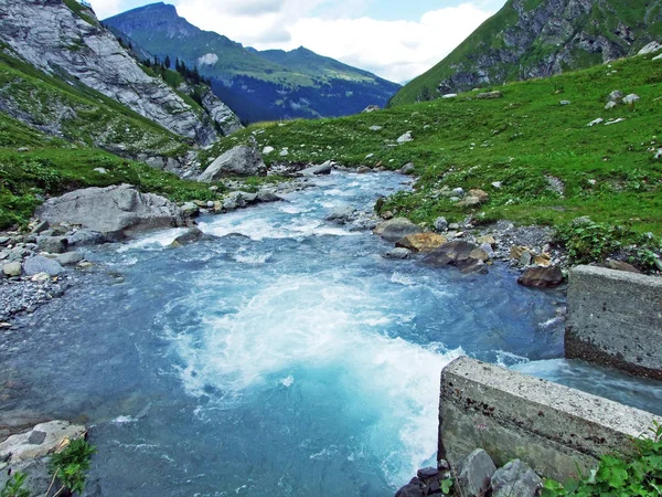 Jetzbachský Potok Alpském Údolí Loch Kantonu Glarus Švýcarsko — Stock fotografie