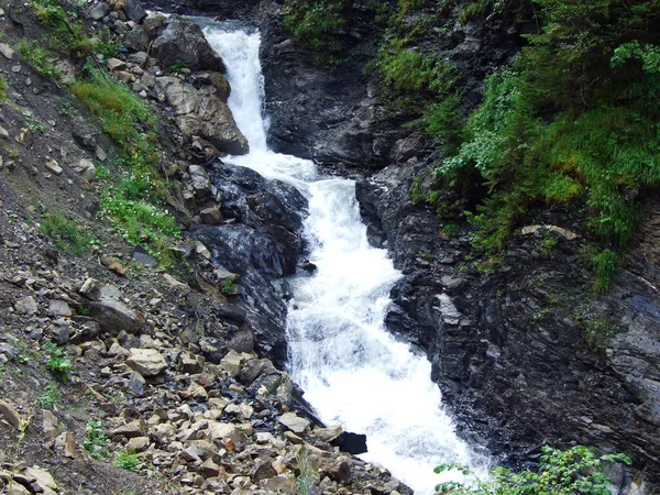 Stürze Und Kaskaden Jetzbach Alpental Von Loch Kanton Glarus Schweiz — Stockfoto