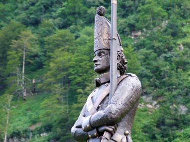 Anıt basit Rus asker veya Denkmal kürk den einfachen russischen Soldaten, Elm-Glarus Kantonu, Isviçre