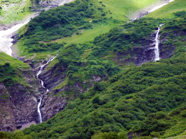 Cachoeiras Riacho Mitteleggbach Vale Alpino Wichlen Cantão Glarus Suíça — Fotografia de Stock