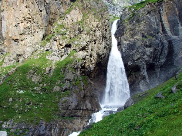 Şelale Unterer Jetzbachfall Içinde Alp Vadisi Loch Canton Glarus Sviçre — Stok fotoğraf