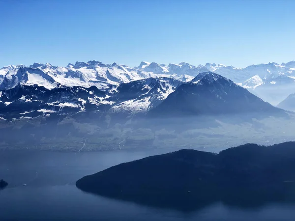 Vista Del Lago Lucerna Vierwaldstatersee Los Alpes Suizos Fondo Desde — Foto de Stock