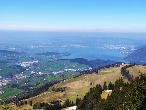 Göl Zug veya Zugersee Rigi dağ - Kanton Schwyz, İsviçre