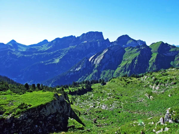 Alp Zirveleri Alviergruppe Sıradağları Nın Kayalık Manzarası Gallen Kantonu Isviçre — Stok fotoğraf