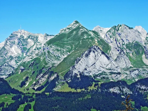 Alpejskie Szczyty Skaliste Krajobrazy Gór Alpstein Canton Gallen Szwajcaria — Zdjęcie stockowe