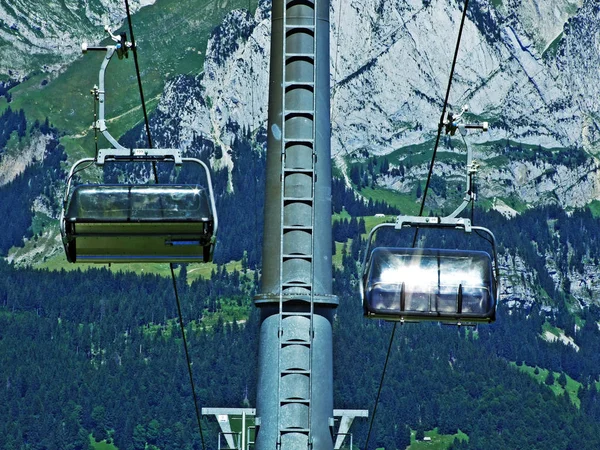 Wyciąg Krzesełkowy Oberdorf Gamsalp Lub Sesselbahn Oberdorf Gamsalp Canton Gallen — Zdjęcie stockowe