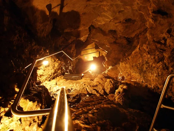 Kristallhöhle Kobelwald Die Kristallhohle Kobelwald Kanton Gallen Schweiz — Stockfoto