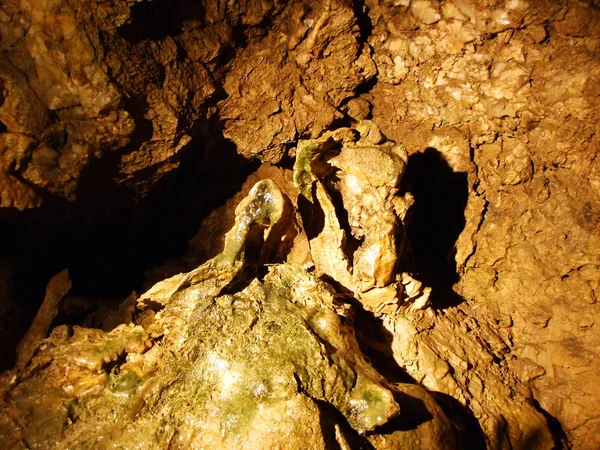 Кристал Печера Костервальд Die Kristallhohle Каноль Швейцарія — стокове фото