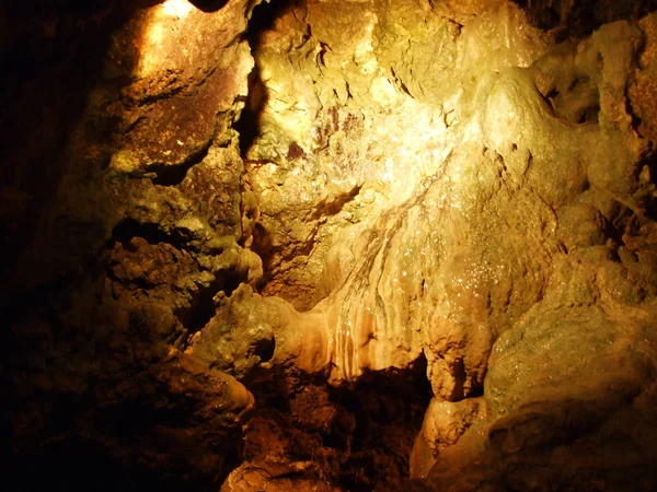 Кристал Печера Костервальд Die Kristallhohle Каноль Швейцарія — стокове фото