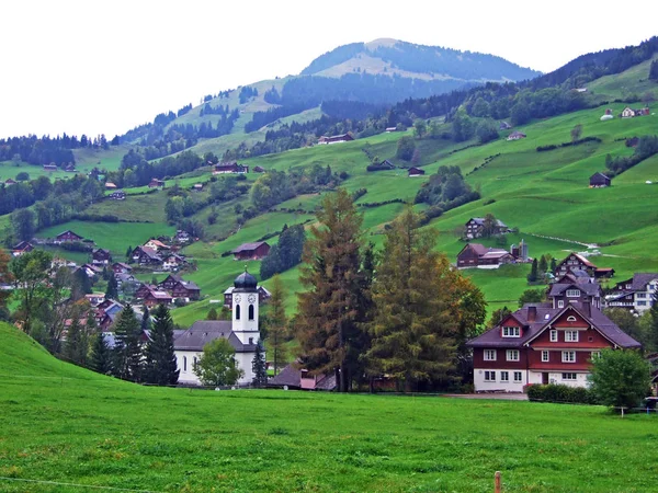 Architettura Tradizionale Tipico Villaggio Montagna Nella Regione Obertoggenburg Stein Canton — Foto Stock