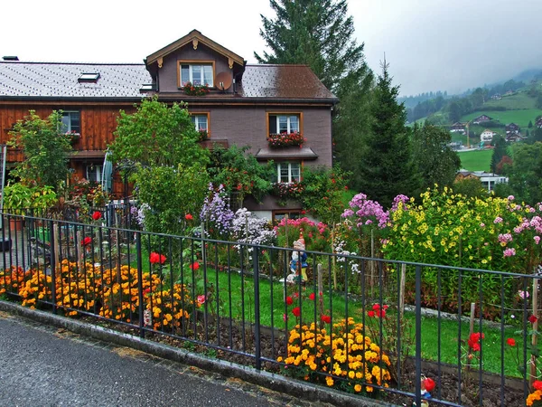 Architecture Traditionnelle Village Montagne Typique Région Obertoggenburg Stein Canton Saint — Photo