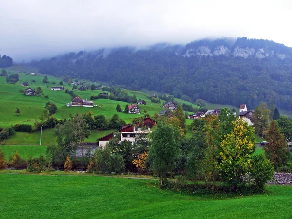 Traditionell Arkitektur Typisk Bergsby Obertoggenburg Regionen Stein Kantonen Gallen Schweiz — Stockfoto