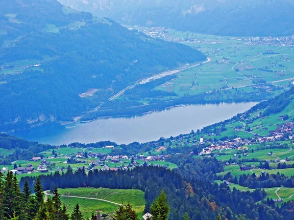 Ein Blick Auf Den Walensee Von Der Spitze Des Gulme — Stockfoto