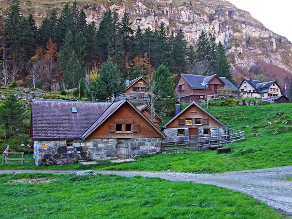Arquitectura Rural Tradicional Con Explotaciones Ganaderas Región Appenzellerland Cordillera Alpstein — Foto de Stock