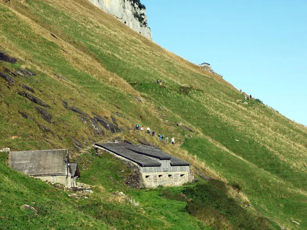 Arquitetura Tradicional Rural Com Explorações Pecuárias Região Appenzellerland Cordilheira Alpstein — Fotografia de Stock