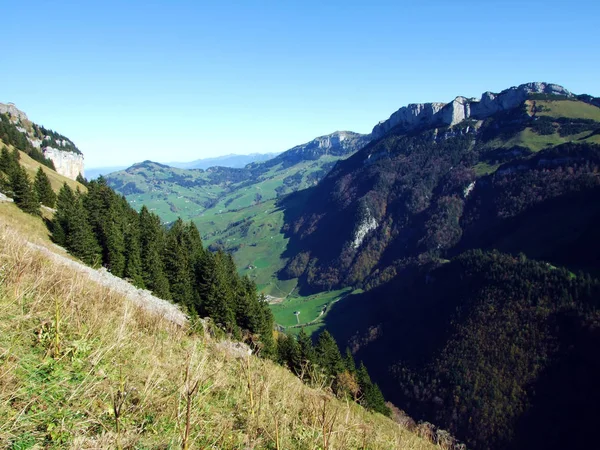 Alpejskie Wzgórze Alp Sigel Górach Alpstein Regionie Appenzellerland Kanton Appenzell — Zdjęcie stockowe
