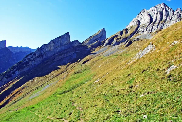 Alpejskie Krajobrazy Skaliste Szczyty Gór Alpstein Canton Appenzell Innerrhoden Szwajcaria — Zdjęcie stockowe